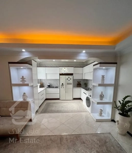 ۹۳متر/۲خواب/فول امکانات/شمال دامپزشکی/نورگیر