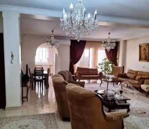 80متر2 خواب/ فول امکانات/ 10 ساله/ باکس پونک