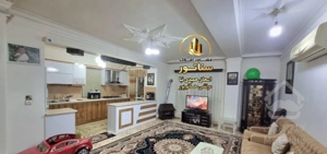 **املاک سناتـور** آپارتمان ۸۳متری ۲ خوابه طبقه ۲