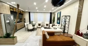 ۱۰۰متر/دوخواب/تاپ لوکیشن/سالن پرده خور