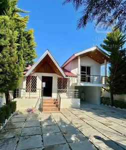 خرید ویلا باغ نیم پیلوت ۲۵۰ متری سندار