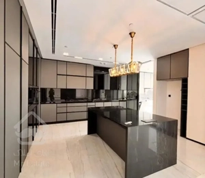 190متر3خواب/تک‌واحدی،طبقه‌آخر/ویودار