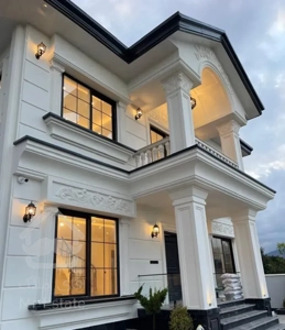 فروش ویلا ۳۰۰ متر زمین ۲۰۰ متر بنا