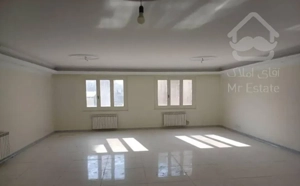 آپارتمان۱۳۶متر۳خ/فرعی دنج/آفتابگیر/مسکن کویر