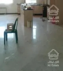 سیمای شمالی نزدیک مترو قلهک 80  متری