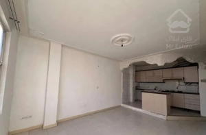 ۵۰ متر / خوش نقشه/پارکینگ اختصاصی