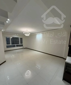 ۸۱ متر ۲ خوابه/ گیشا /چند قدمی بوستان گفتگو