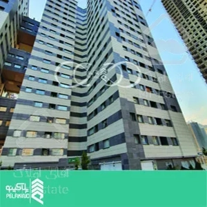 رهن کامل آپارتمان 220 متری فول امکانات غرب دریاچه چیتگر