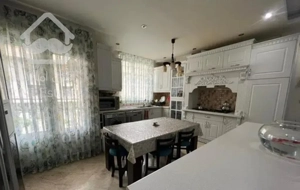 ۱۱۰ متر ۳ خواب تکواحدی سالن پرده خور