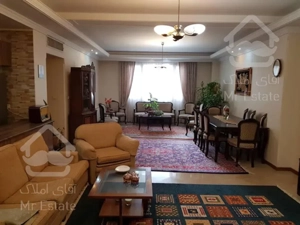 ۹۳ متر آلاله شرقی فول امکانات