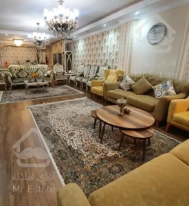 ۱۳۵ متر . ۱۵ ساله . خوش نقشه . جنت جنوب