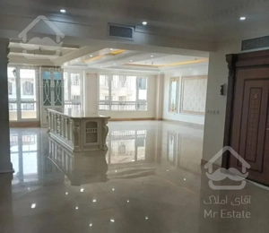 ۲۱۲ متر/۳ خواب/کلید نخورده/سازمان برنامه شمالی