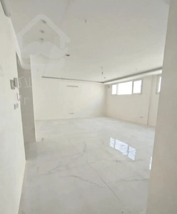 فروش آپارتمان ۱۲۷ متری ۳ خوابه سند دار