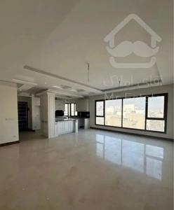۱۱۳ متر*۲ خواب*تاپ لوکیشن*سرتاسر پرده* متریال برند