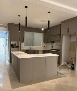 ۱۲۱ متر ۲ خواب نیاوران