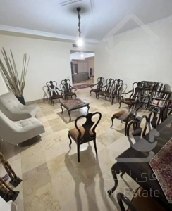 115مترفول/150مترحیاط/2پارکینگ/فرصت خرید