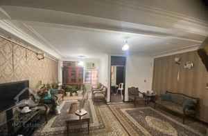 واحد ۸۲ متری واقع در شمشیر بند