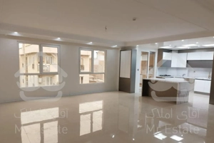 110متر/سالن مربع پرده خور/پنجره قدی