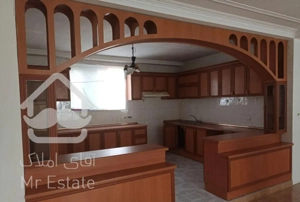 ۱۲۰متری حیاط دار طبقه اول