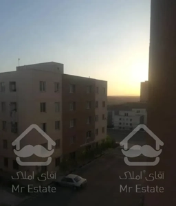 آپارتمان ۹۰ متری پرند