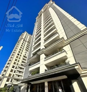 ۱۰۰متری،۲خواب،نورگیر،فول امکانات،ویودریاچه