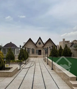 ویلای دلباز/۶دانگ سند/۱۰۰۰متری شهرک زعفرانیه/مرتب