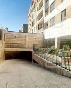 آپارتمان ۱۴۰ متری خوش نقشه در وردآورد (واقعی)