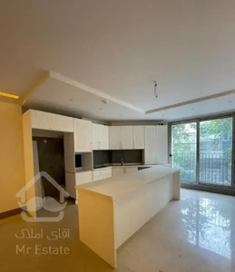 بالای کلانتری ۱۱۰ متر
