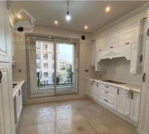 120متر 3خواب/شمال فردوس تکواحدی/ رو به آفتاب