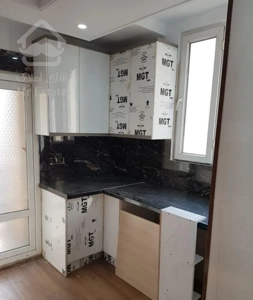 ۷۷متر*۲خواب*رو به کوچه،فول امکانات