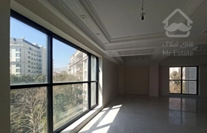 حافظ/فروش آپارتمان ۱۹۰ متری/سه خواب/جنوبی/صفر