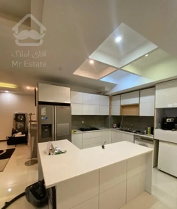 ۱۳۵ متر ویو ابدی نوساز ۳ خواب