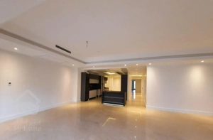 ۱۴۷ متر / ۳ خواب/ ۲ پارکینگ باکس/ نوساز / پاسداران