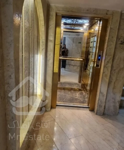 ۲۰۰ متری/سه خواب/ بر زرهی/مسکونی اداری