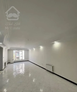 ۱۰۸ متر ۲ طرف نورگیر / ۲ پارکینگ سندی / معاوضه