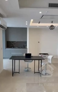 کسی دنبال تهرانِ کامل از پنجره نیست... جز شما