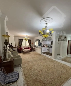 ۱۱۳متری۳خواب بدون امکانات مترو قلهک