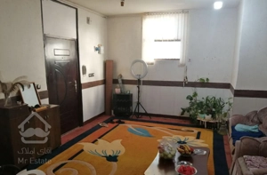 فروش آپارتمان ۷۱ متری ۲ خوابه طبقه ۲