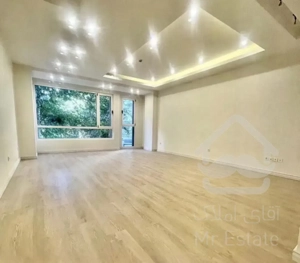 ۱۴۰متر دیباجی اختیاریه ۳پارکینگ لوکیشن دنج و مشجر