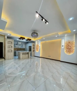 80متردست ماهتوبگیر بیا این خونه رو براش بخر/سنددار