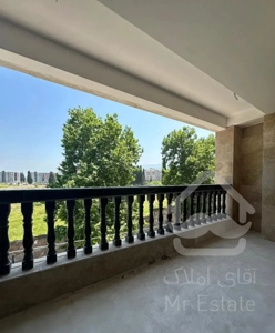 200 متری / طبقه ۶ / طبقات تک‌واحد