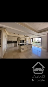 خرید آپارتمان ۲۳۵ متری در فرمانیه غربی