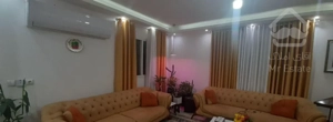 آپارتمان ۱۳۰ متری . شهرک نفت. دو نبش