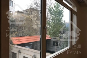 ١٣٠ متر/ تک واحدی / ٢ پارکینگ /تاپ لوکیشن