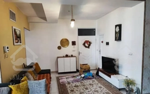 آپارتمان ۹۱ متری نگین غرب اردستانی (شریف)