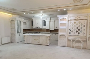 ۱۹۰ متر ۳ خواب.اقبال.شیک.نورگیر