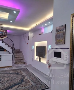 منزل سه طبقه اسکلت خیلی خیلی تمیز...