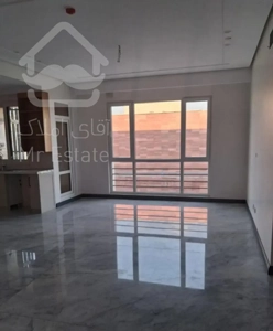 ۹۲ متر ۲ خواب/ سالن پرده خور/ تاپ لوکیشن پونک