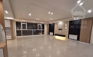 ۱۳۵ متر کلید نخورده تک واحدی فول آکواریوم نور