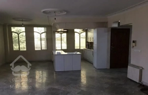 آپارتمان ۱۲۵متری ۳خواب نورگیر ۳نبش طبقه۱